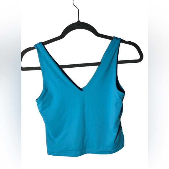 Lovepoem by Block V-Neck Crop Tank Top Blue Sleeveless Stretch Womens Size Small - Picture 4 of 7